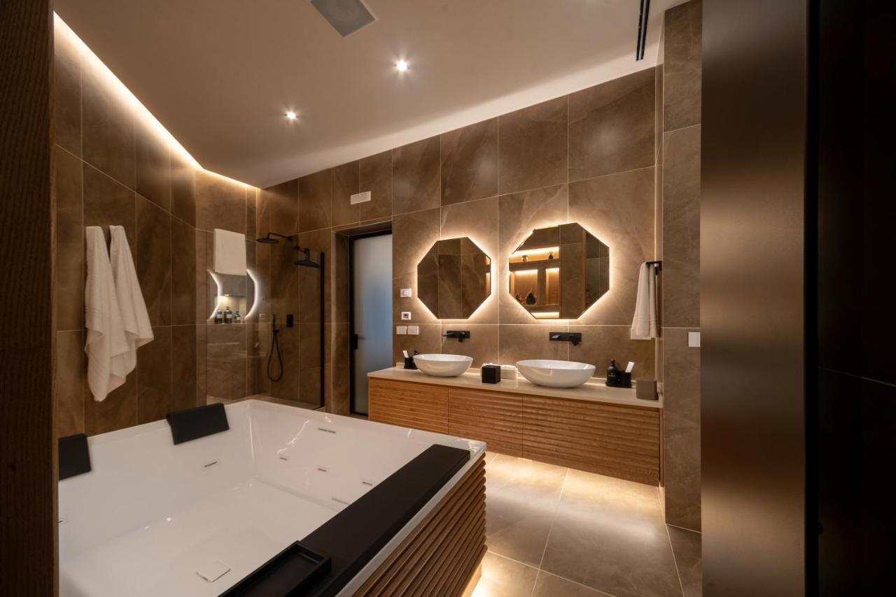 Domina-boutique Appartement Naples